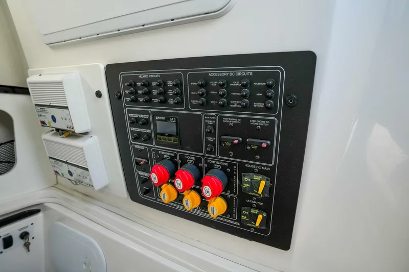 Slide: The Image of Sea Fox 328 Commander 2018 - 4781893