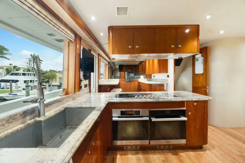 Slide: The Image of Westport Tri-Deck Motor Yacht 2004 - 5052413