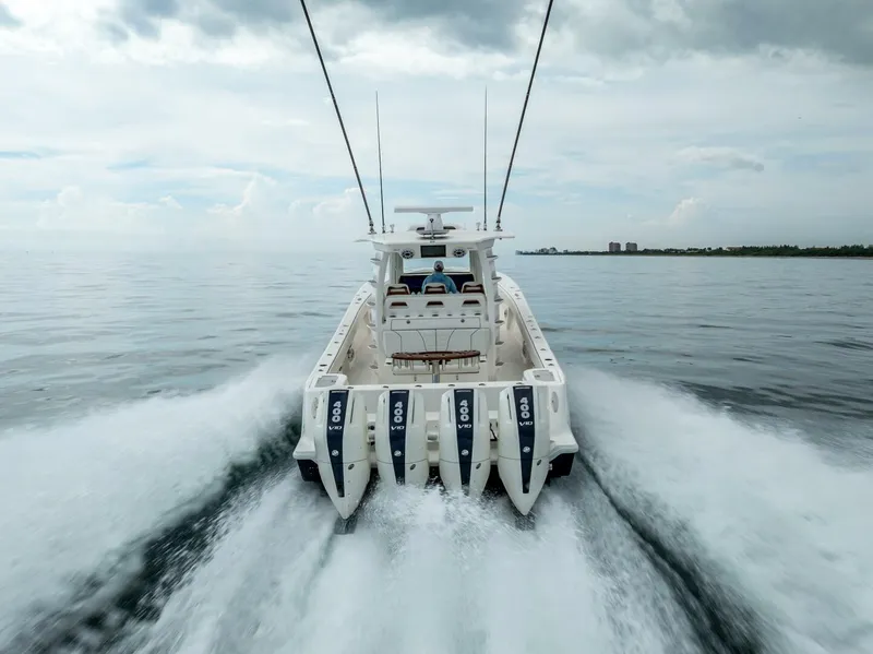 Slide: The Image of SeaVee 420Z 2024 - 5648180