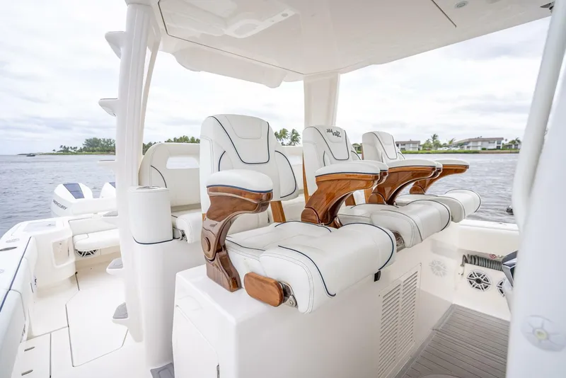 Slide: The Image of SeaVee 420Z 2024 - 5648218