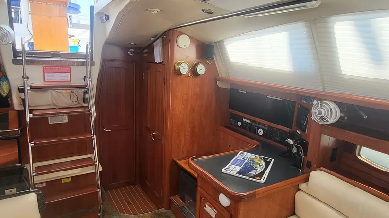 Slide: The Image of Hunter 50 CC 2009 - 4786150