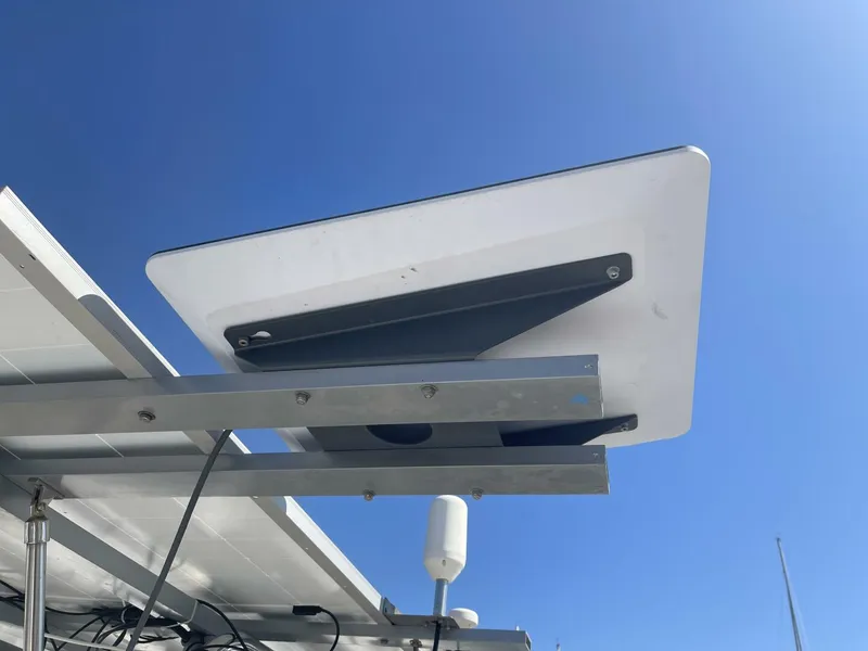 Slide: The Image of Hunter 50 CC 2009 - 4786143