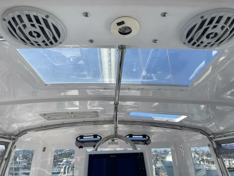 Slide: The Image of Hunter 50 CC 2009 - 4786145