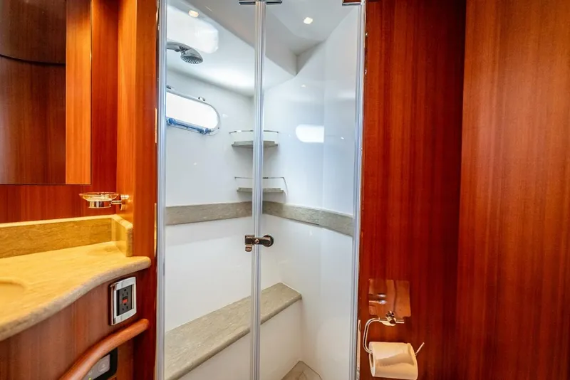 Slide: The Image of Hampton 658l Endurance 2022 - 5069689