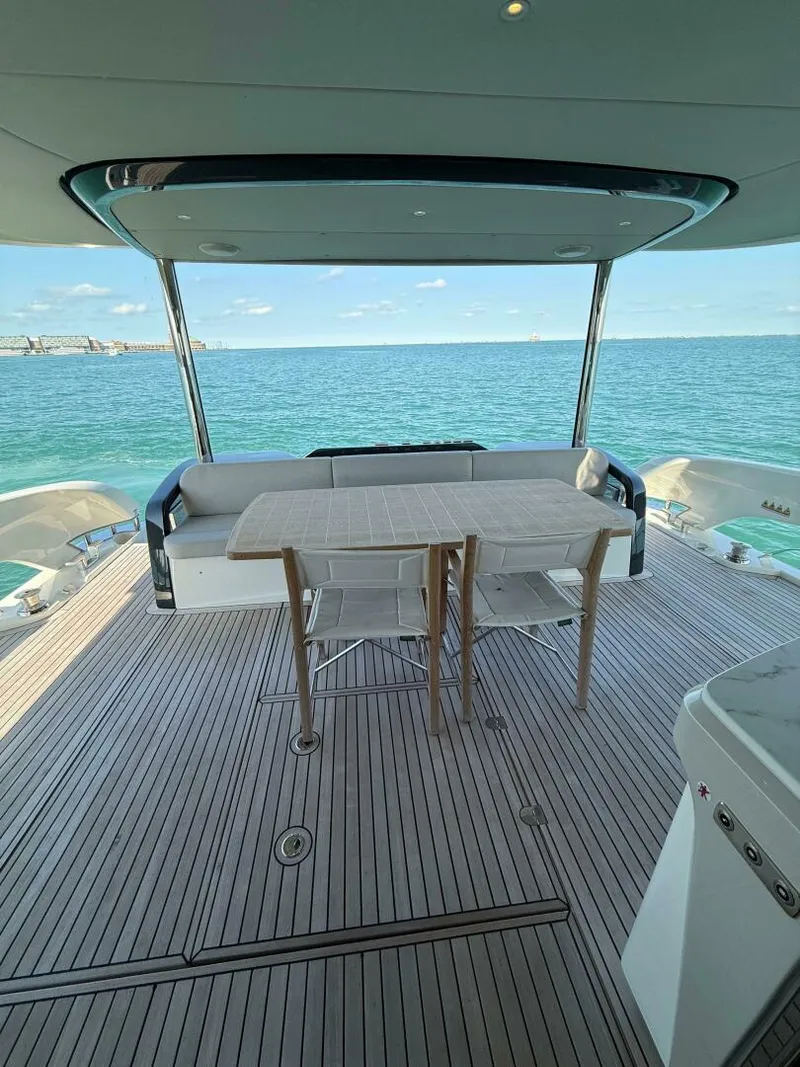Slide: The Image of Absolute 64 Navetta 2022 - 4786482
