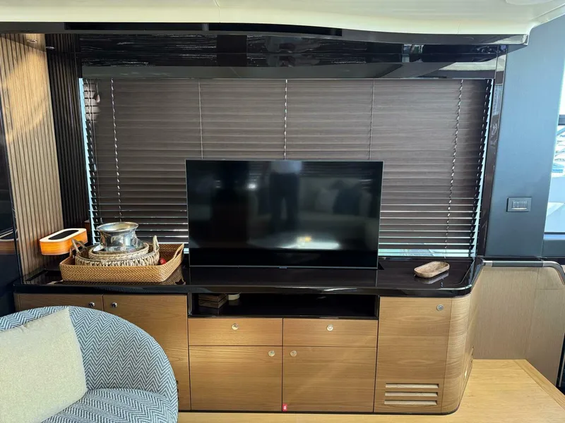 Slide: The Image of Absolute 64 Navetta 2022 - 4786492