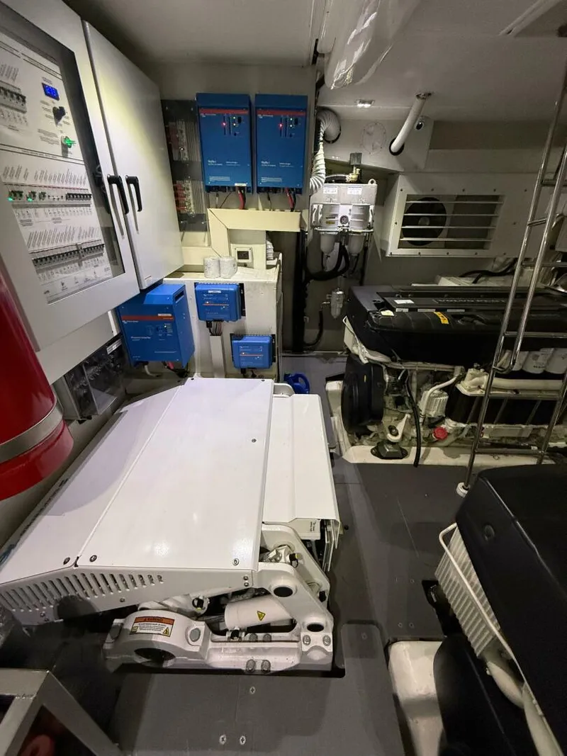 Slide: The Image of Absolute 64 Navetta 2022 - 4786494