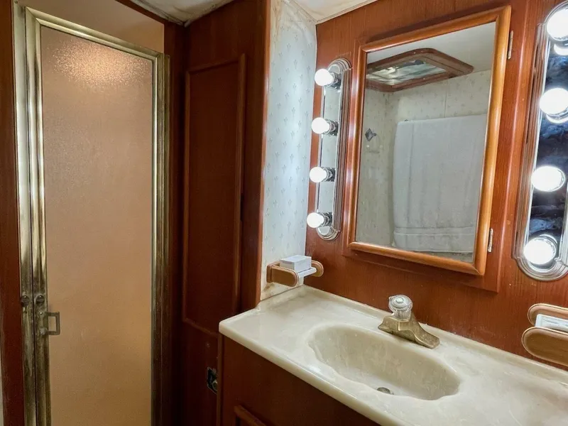 Slide: The Image of Post 46 1988 - 4786790