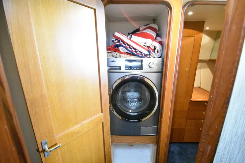 Slide: The Image of Ocean Yachts 48 Super Sport 2000 - 4806044