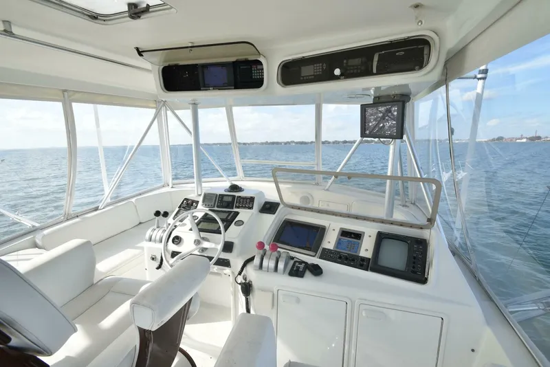 Slide: The Image of Ocean Yachts 48 Super Sport 2000 - 4806081
