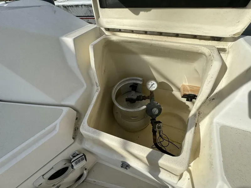 Slide: The Image of Sabre 425 1996 - 4787740