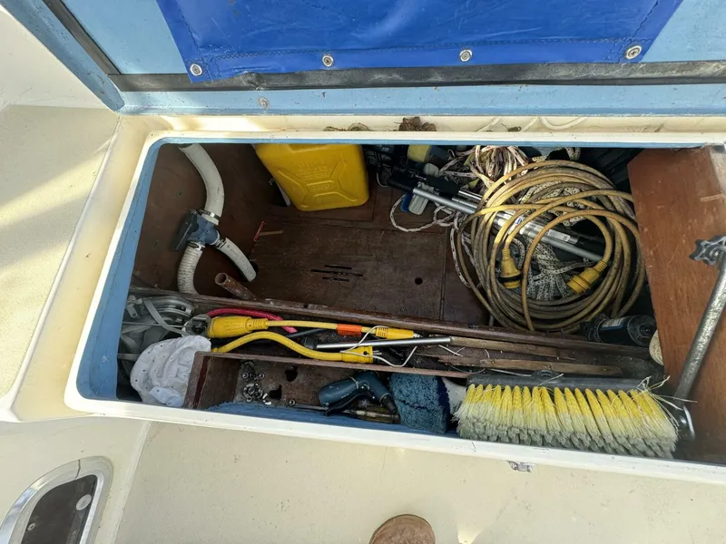 Slide: The Image of Sabre 425 1996 - 4787743