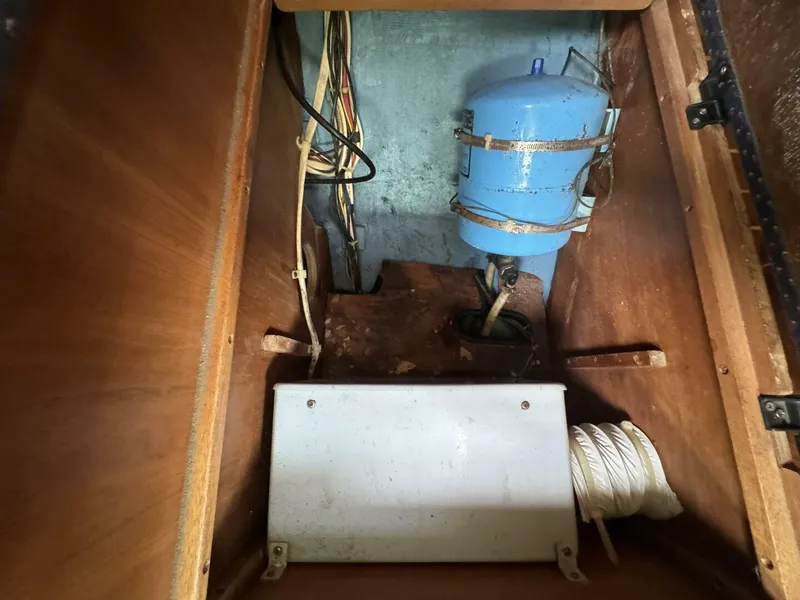 Slide: The Image of Sabre 425 1996 - 4787760