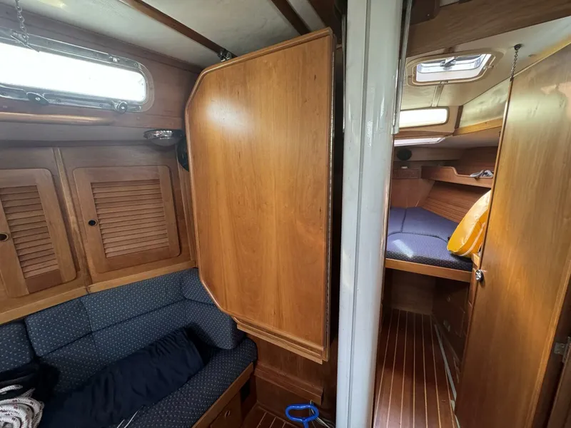 Slide: The Image of Sabre 425 1996 - 4787764