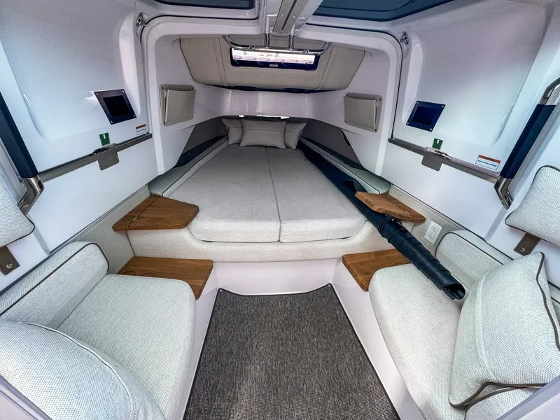 Slide: The Image of Axopar 37XC CROSS CABIN BRABUS Trim 2025 - 5317773