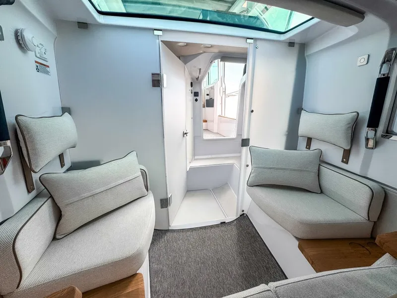 Slide: The Image of Axopar 37XC CROSS CABIN BRABUS Trim 2025 - 5317774