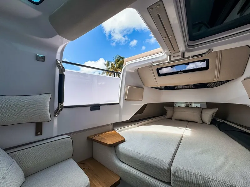 Slide: The Image of Axopar 37XC CROSS CABIN BRABUS Trim 2025 - 5317776