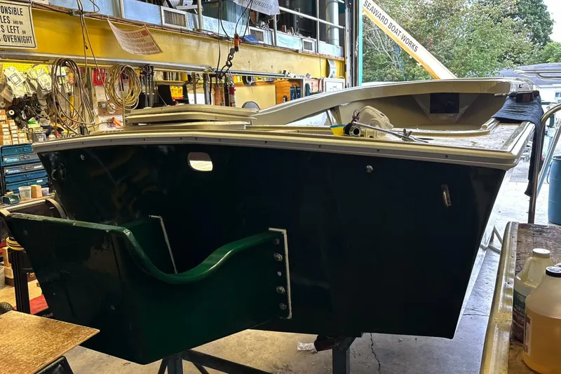 Slide: The Image of Mako 23 1975 - 4789312