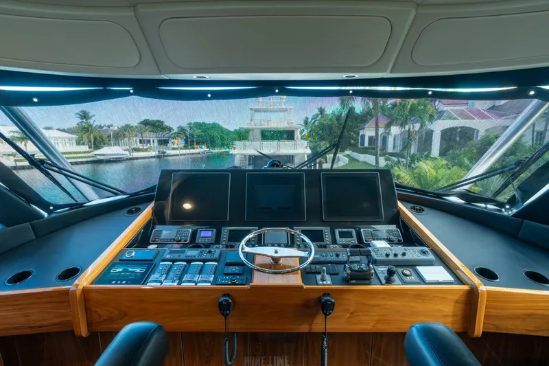 Slide: The Image of Viking 68 Enclosed Bridge Convertible 2021 - 4790264