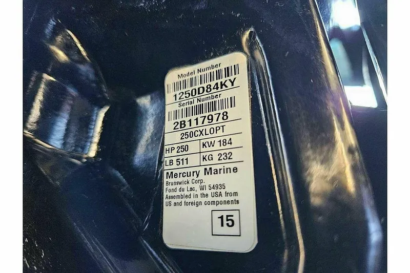 Slide: The Image of SeaArk 25 V Commander SAMA 1365 2002 - 7515605