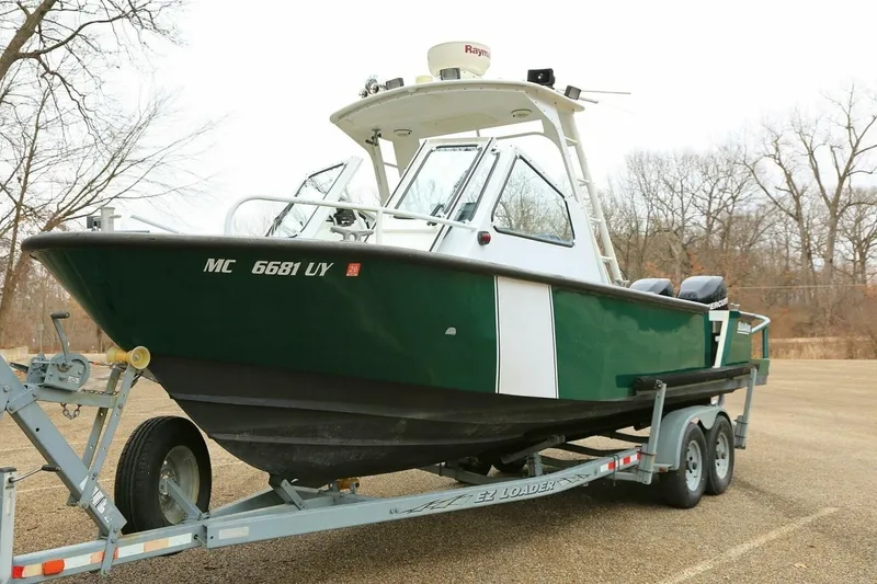 The Image of SeaArk 25 V Commander SAMA 1365 2002 - 7515452