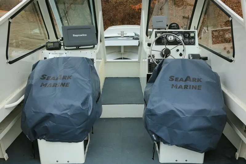 Slide: The Image of SeaArk 25 V Commander SAMA 1365 2002 - 7515532