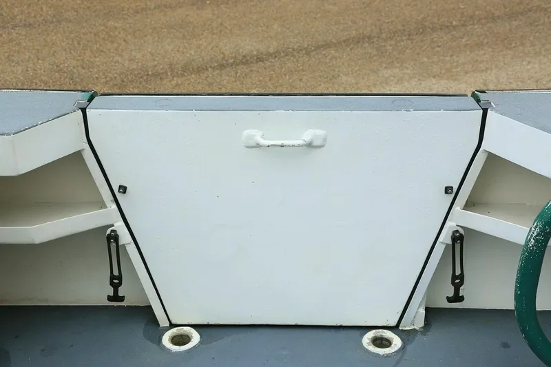 Slide: The Image of SeaArk 25 V Commander SAMA 1365 2002 - 7515542