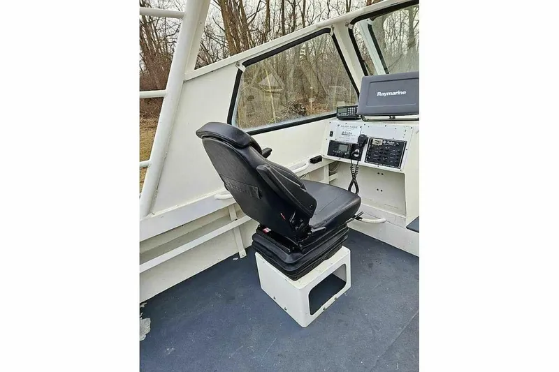 Slide: The Image of SeaArk 25 V Commander SAMA 1365 2002 - 7515460