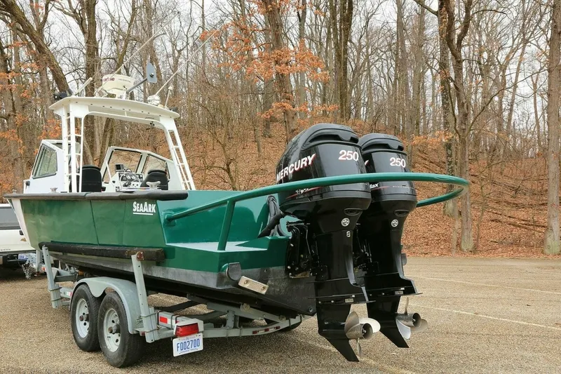 Slide: The Image of SeaArk 25 V Commander SAMA 1365 2002 - 7515545