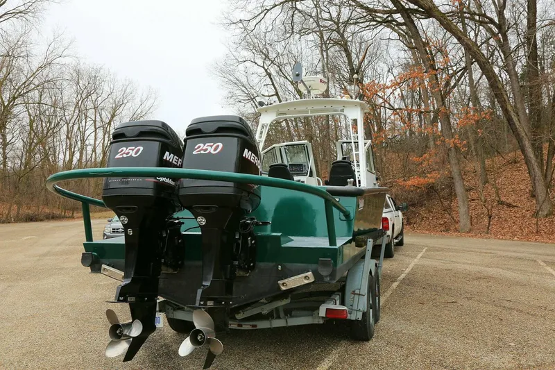 Slide: The Image of SeaArk 25 V Commander SAMA 365 2002 - 4797734