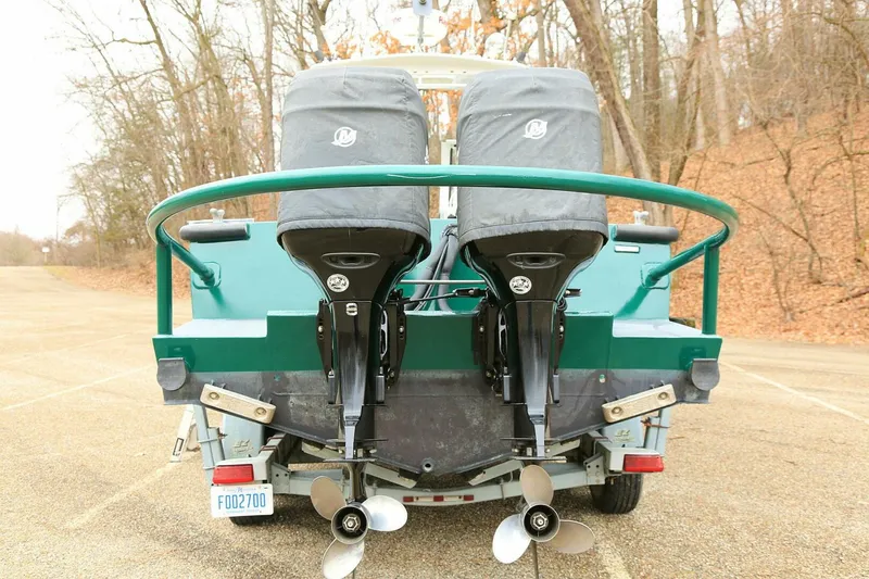 Slide: The Image of SeaArk 25 V Commander SAMA 365 2002 - 4797509