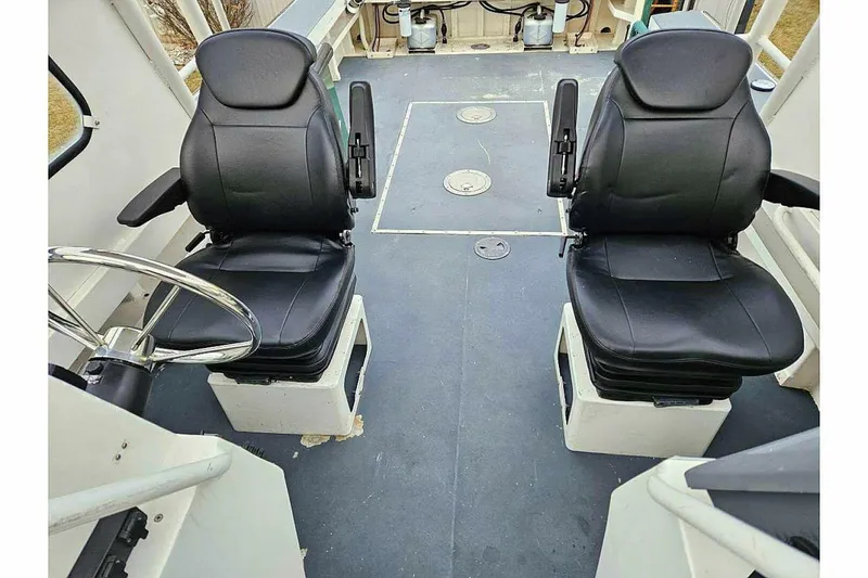 Slide: The Image of SeaArk 25 V Commander SAMA 365 2002 - 4797519