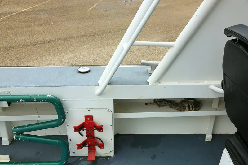 Slide: The Image of SeaArk 25 V Commander SAMA 365 2002 - 4797530