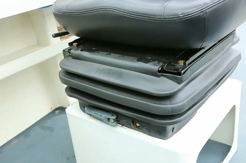 Slide: The Image of SeaArk 25 V Commander SAMA 365 2002 - 4797546