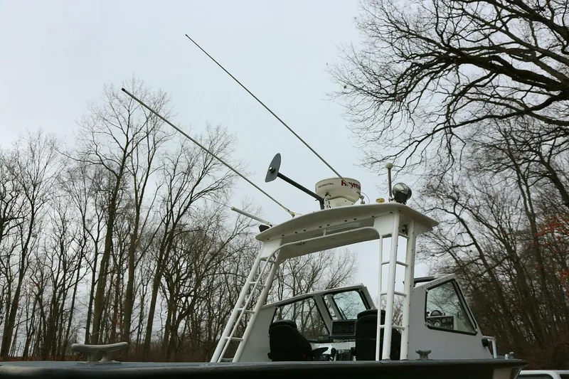 Slide: The Image of SeaArk 25 V Commander SAMA 365 2002 - 4797602