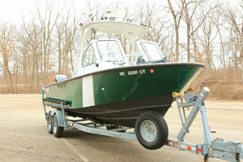 Slide: The Image of SeaArk 25 V Commander SAMA 365 2002 - 4797617