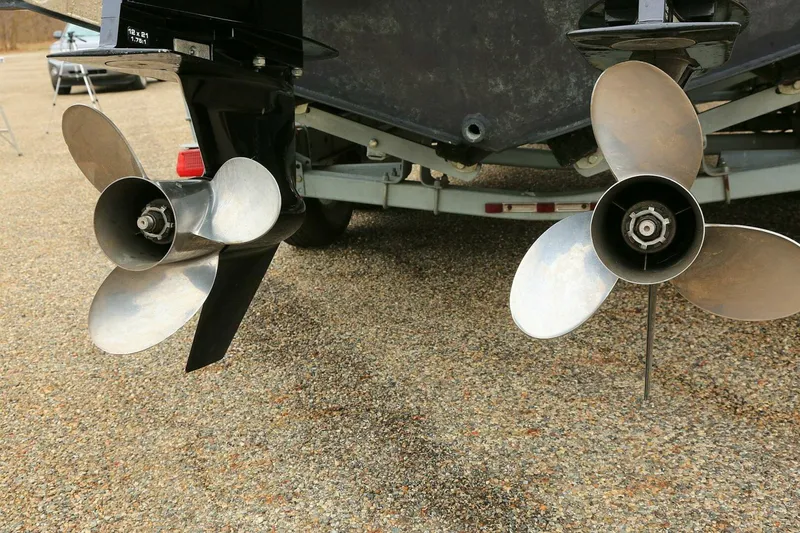 Slide: The Image of SeaArk 25 V Commander SAMA 365 2002 - 4797645