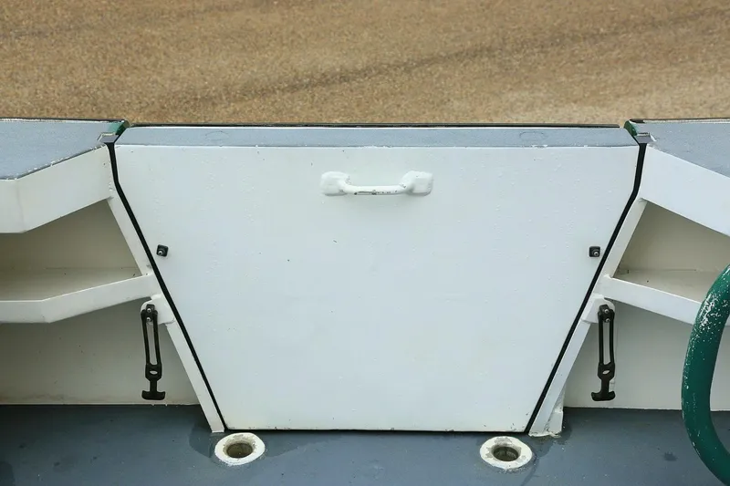 Slide: The Image of SeaArk 25 V Commander SAMA 365 2002 - 4797684