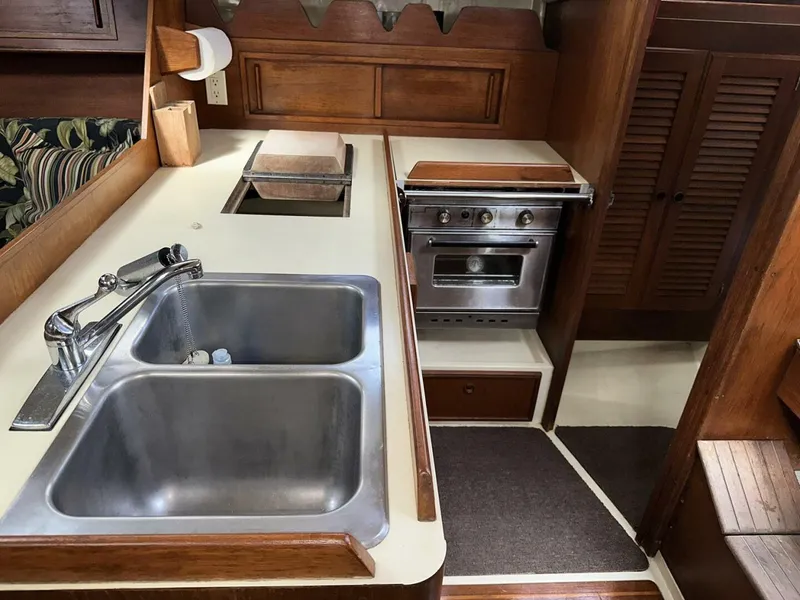 Slide: The Image of Pearson 36-2 1987 - 4791412