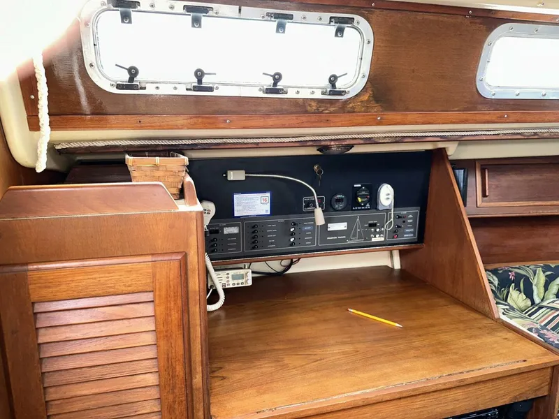 Slide: The Image of Pearson 36-2 1987 - 4791414