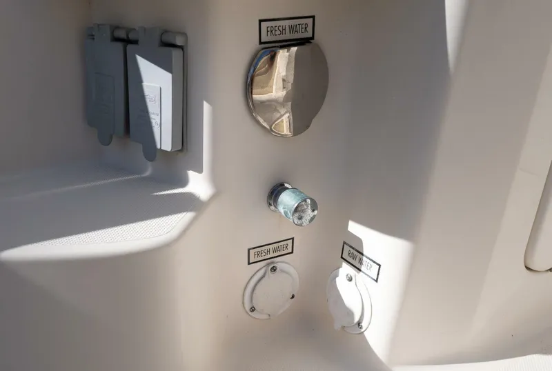 Slide: The Image of Pursuit SC 365i 2014 - 4791522