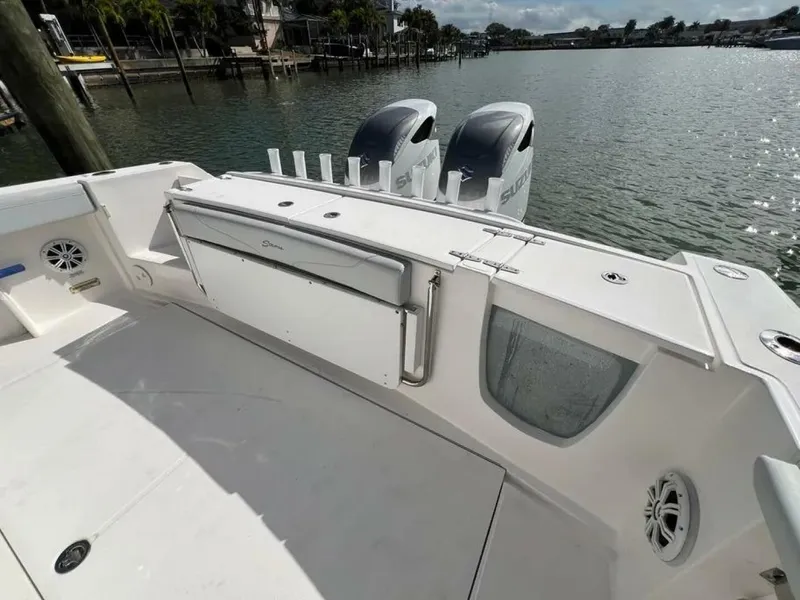 Slide: The Image of 2021 33 Stamas Aventura - 4792077