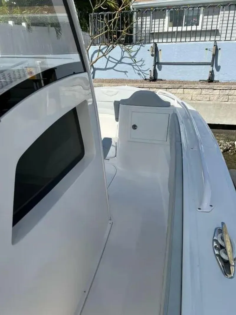 Slide: The Image of 2021 33 Stamas Aventura - 4792082