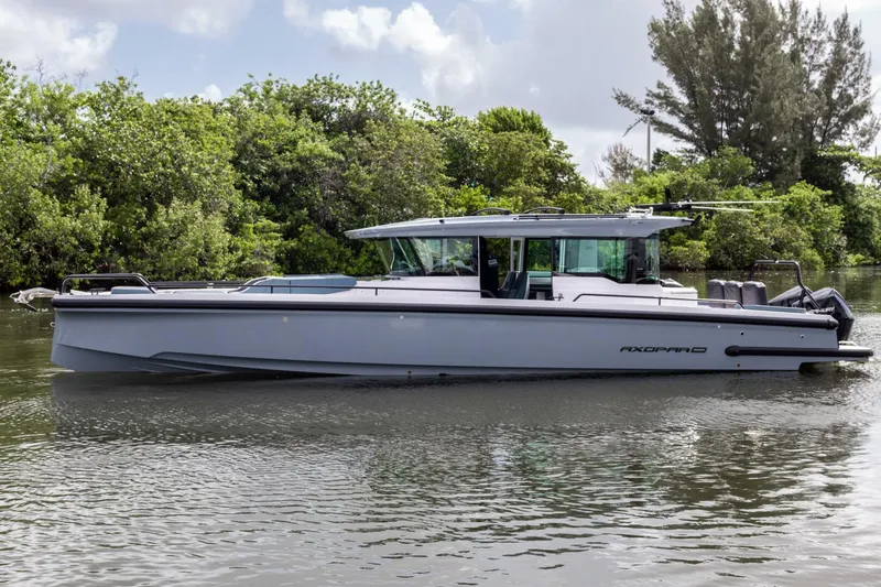 Slide: The Image of Axopar 37XC CROSS CABIN 2024 - 5413166