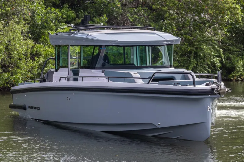 Slide: The Image of Axopar 37XC CROSS CABIN 2024 - 5413159