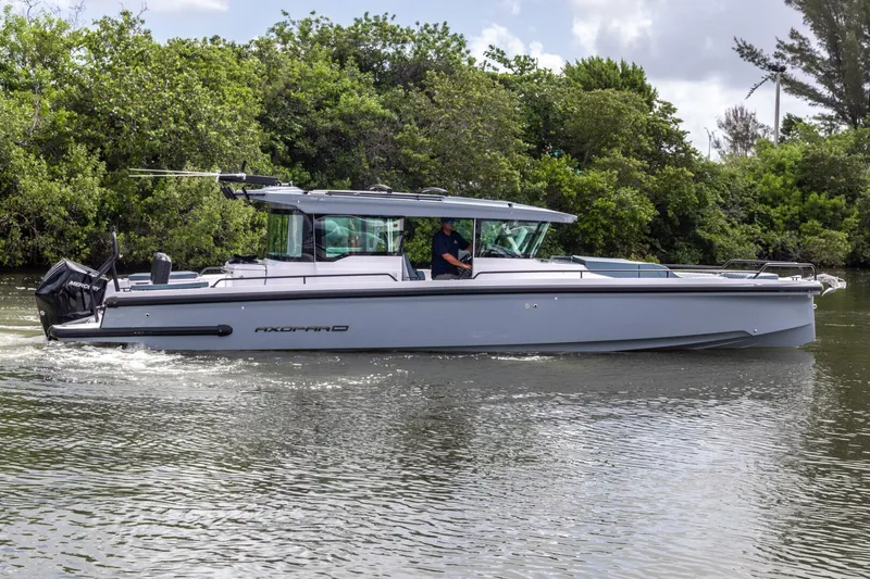 Slide: The Image of Axopar 37XC CROSS CABIN 2024 - 5413161