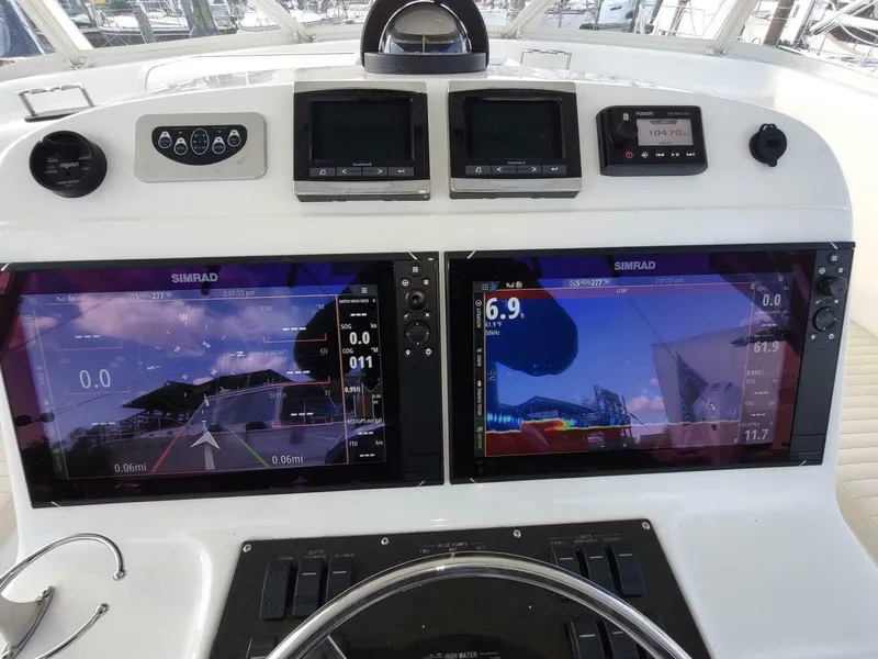 Slide: The Image of Out Island SeaTek 36 Express 2017 - 5018242