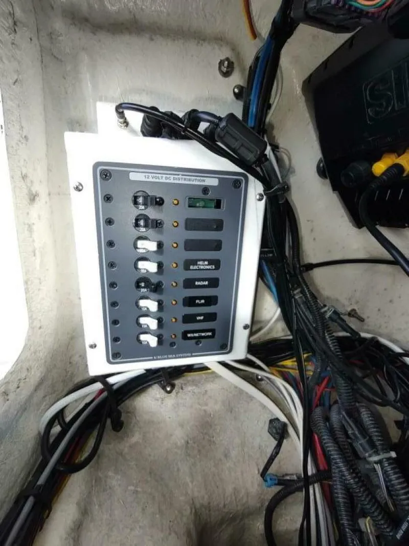 Slide: The Image of Out Island SeaTek 36 Express 2017 - 5018258