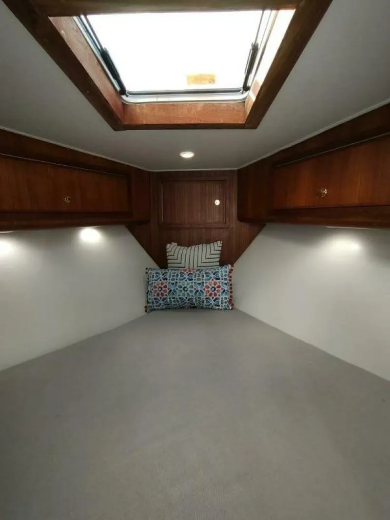 Slide: The Image of Out Island SeaTek 36 Express 2017 - 5018301