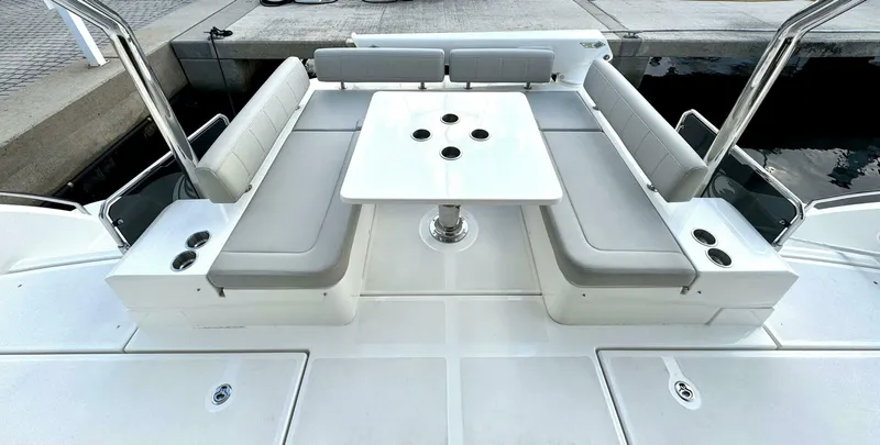 Slide: The Image of Aquila 44 PC 2023 - 4793086